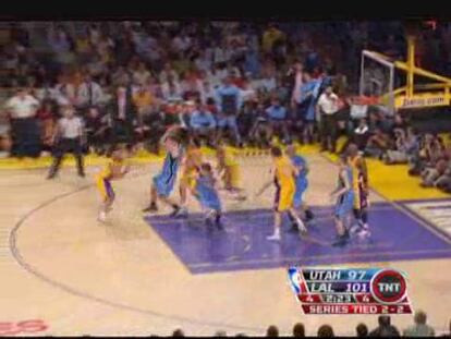 Utah Jazz 104 - Los Angeles Lakers 111