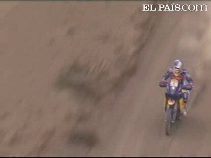 Sainz y Coma se mantienen en cabeza del Dakar cuando la caravana ya ha entrado en Atacama