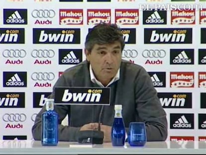 El técnico del Real Madrid admitió que ve su futuro fuera del banquillo blanco y sin admitir si su representante, Ginés Carvajal, ha contactado con Florentino Pérez, aseguró que "lo normal" es que el del Real Mallorca sea su "último partido en el Bernabéu". "Lo normal es que sea mi último partido en el Bernabéu porque mi contrato termina el 30 de junio", aseguró en rueda de prensa el actual técnico madridista que desde la goleada del clásico contra el Barcelona (2-6) ha visto como ha perdido puntos en la lucha por el banquillo de la próxima temporada.