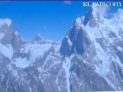 El alpinista español Óscar Pérez lleva 10 días perdido en una montaña paquistaní, con una mano y una pierna rotas. El rescate está resultando dificultoso, debido a los problemas de acceso a la zona. Está previsto que el montañero sea rescatado entre el domingo y el lunes, pero la previsión meteorológica no es la mejor.