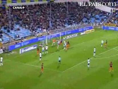 El Zaragoza golea a un Valencia con diez