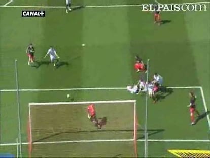 Gol y lesión de Luis Fabiano