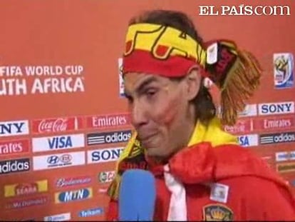 El número uno del tenis mundial, el español Rafa Nadal, aseguró hoy tras la victoria de la selección española en el Mundial de Sudáfrica ante Holanda en el Soccer City de Johannesburgo, que "ganar el Mundial es algo que veía muy lejano". "Hoy lo hemos conseguido, así que hay disfrutar de este momento", añadió el manacorí. "Cuando ha pitado el árbitro he llorado como un niño", confesó. <strong><a href="http://www.elpais.com/deportes/futbol/mundial/">España Campeona del Mundial de Fútbol 2010</a></strong>