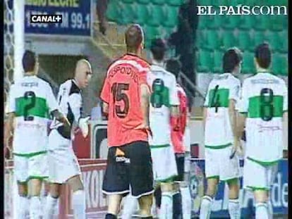 <strong><a href="http://www.elpais.com/buscar/liga-adelante/videos">Vídeos de la Liga Adelante</a></strong>