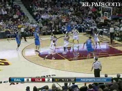Los 22 puntos de Shawn Marion, unidos a los 21 de DeShawn Stevenson acabaron por rematar el encuentro a favor de los 'Mavs'. <strong><a href="http://www.elpais.com/buscar/nba/videos">Vídeos de la NBA</a></strong>