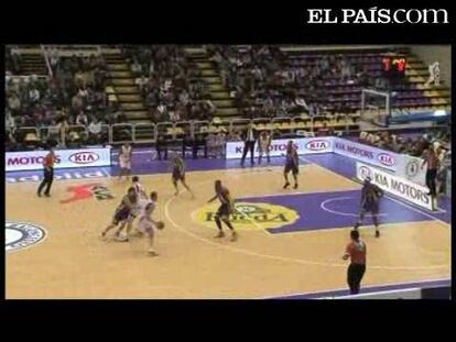 Marcus Slaughter (15 puntos) lidera al Blancos de Rueda Valladolid, que no tiene piedad de un débil Manresa.  <strong><a href="http://www.elpais.com/buscar/acb/videos">Vídeos de la ACB</a></strong> 