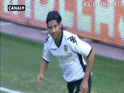 Un Valencia anodino empata ante un Sporting conformista.  <strong><a href="http://www.elpais.com/buscar/liga-bbva/videos">Vídeos de la Liga BBVA</a></strong> 