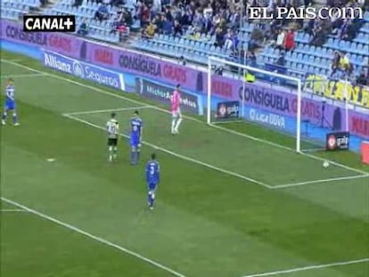 El equipo de Marcelino se lleva tres puntos de Getafe gracias a un penalti del ex racinguista Marcano y marcado por Pinillos. El indio Ali Syed no realizó ninguna curiosa celebración en el palco. <strong><a href="http://elpais-com.zproxy.org/buscar/liga-bbva/videos">Vídeos de la Liga BBVA</a></strong> 