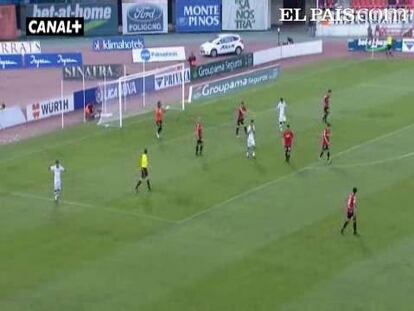 El Valencia cobra ánimos para su cita europea con el Schalke imponiéndose al Mallorca con dos goles de Pablo Hernández. <strong><a href="http://www.elpais.com/buscar/liga-bbva/videos">Vídeos de la Liga BBVA</a></strong>