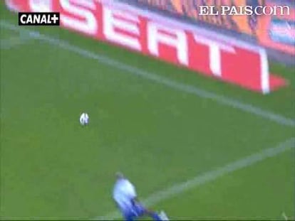 El Deportivo, que no tiró a puerta en la primera parte, remonta gracias al fútbol de Valerón. <strong><a href="http://www.elpais.com/buscar/liga-bbva/videos">Vídeos de la Liga BBVA</a></strong>  