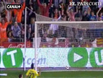 El conjunto de Emery hurga en la debilidad defensiva de su adversario. <strong><a href="http://www.elpais.com/buscar/liga-bbva/videos">Vídeos de la Liga BBVA</a></strong>