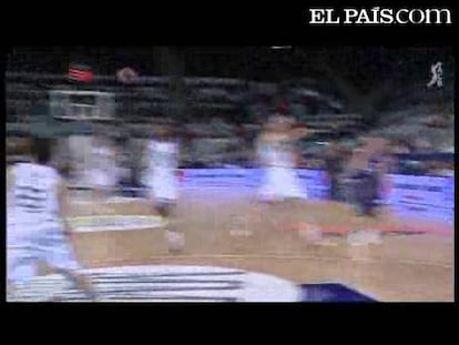 El Madrid llegó a perder de 17 puntos en el segundo cuarto (20-37), pero remontó tras un tercer asalto en el que logró un parcial de 24-6.<strong><a href="http://www.elpais.com/buscar/acb/videos">Vídeos de la ACB</a></strong> 