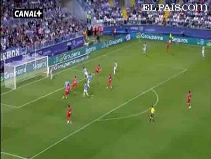 Baptista impulsa a los de Pellegrini a la salvación frente a un Sporting desdibujado. <strong><a href="http://www.elpais.com/buscar/liga-bbva/videos">Vídeos de la Liga BBVA</a></strong>
