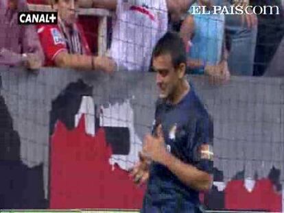 Dos goles del africano condenan a una Real Sociedad que reaccionó tarde. <strong><a href="http://www.elpais.com/buscar/liga-bbva/videos">Vídeos de la Liga BBVA</a></strong>