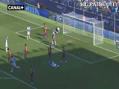 El Barça bate el récord de triunfos en campo contrario (14) al remontar en Málaga. <strong><a href="http://www.elpais.com/buscar/liga-bbva/videos">Vídeos de la Liga BBVA</a></strong> 