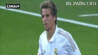 El equipo madridista resuelve gracias a la pegada y puntería de sus delanteros. <strong><a href="http://www.elpais.com/buscar/liga-bbva/videos">Vídeos de la Liga BBVA</a></strong>