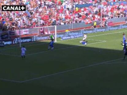 Sevilla, 2 - Almería, 1
