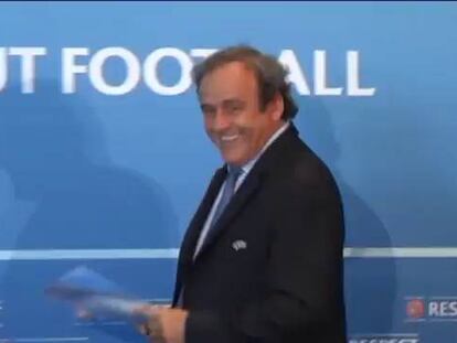 Platini descarta presentarse a la presidencia de la FIFA en 2015