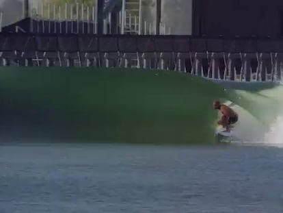 Kelly Slater crea la ola artificial perfecta… ¡Y funciona!