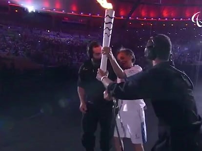 La atleta brasileña Marcia Malsar en la ceremonia de inauguración de los Juegos Paralímpicos.