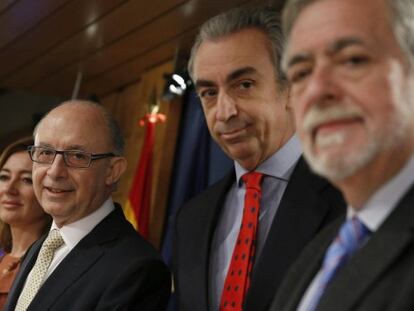Las Administraciones ajustan el déficit con un aumento de los ingresos en 2013
