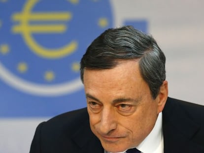 Draghi trata de ahuyentar el fantasma de la deflación en Europa