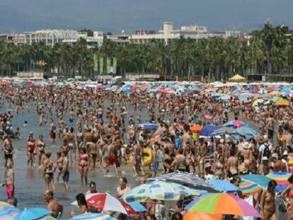 Los turistas estadounidenses toman el relevo de los rusos en España
