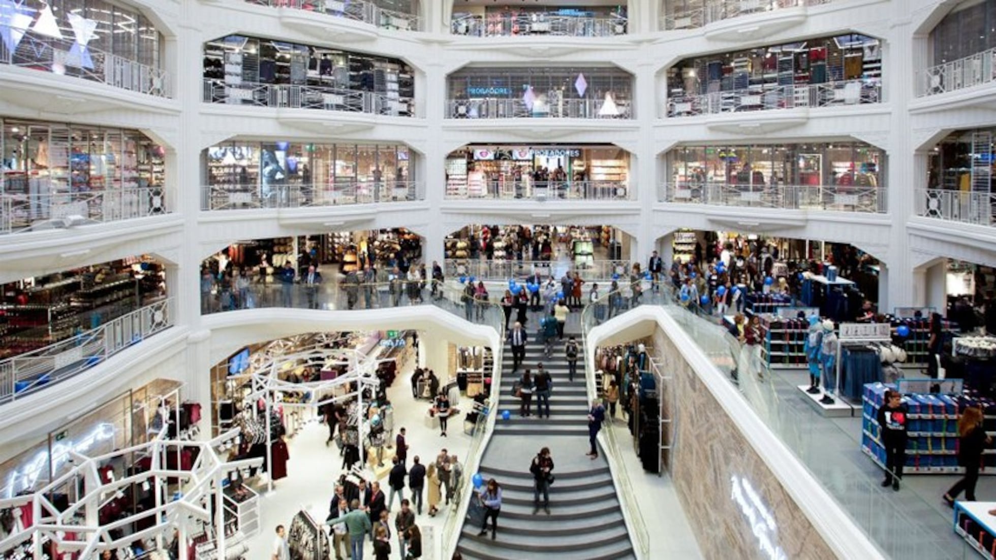 Qué hay detrás de las colas de Primark? Estilo EL PAÍS