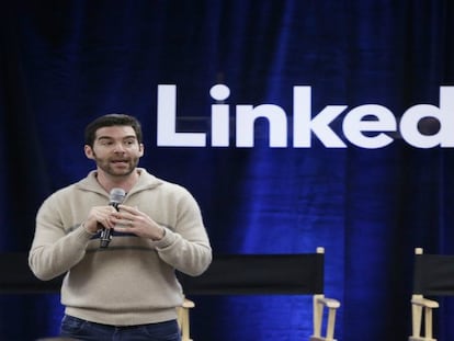 Linkedin se desploma más de un 43% en Bolsa