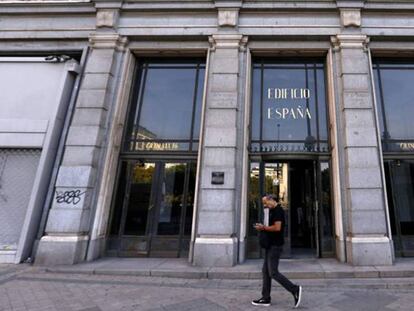 Fachada del Edificio España en Madrid.