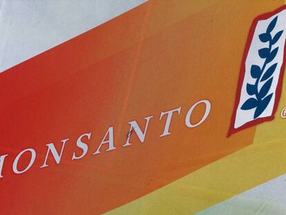 Expositor de Monsanto en un feria agrícola.