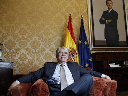 Alfonso Dastis, en su despacho del Palacio de Santa Cruz, durante una entrevista con EL PAÍS. En vídeo, sus declaraciones en Bruselas.