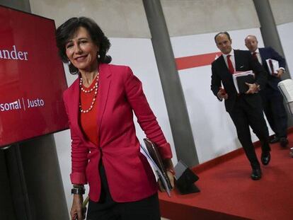 Ana Botín, presidenta del Banco Santander, en la rueda de prensa de este miércoles.