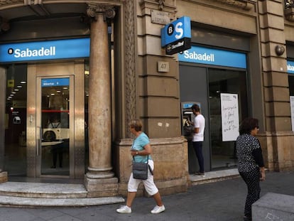 Sucursal del banco de Sabadell en Barcelona.