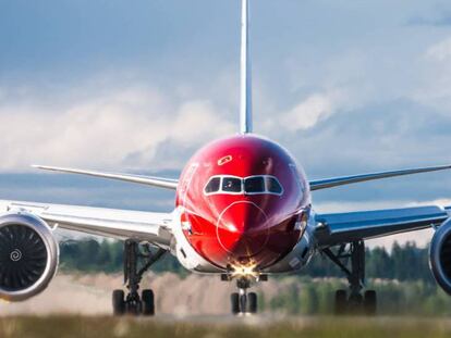 El avión Boeing 787-9 Dreamliner matrícula G-CKHL que realizó el vuelo entre Nueva York y Londres. Vídeo: montaje del Boeing 787-9