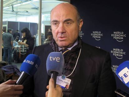 El ministro de Economía, Luis de Guindos, en el Foro Económico Mundial de Davos.