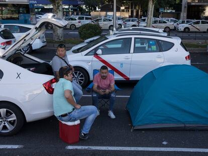 Huelga de Taxistas en el Paseo de la Castellana, Madrid.