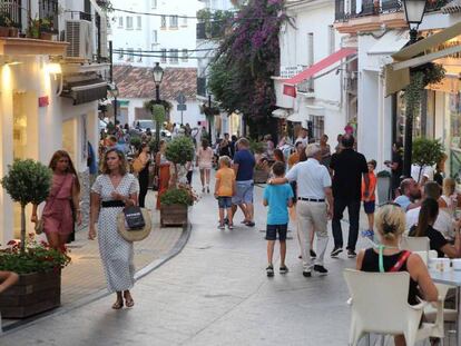 Turistas en Marbella.