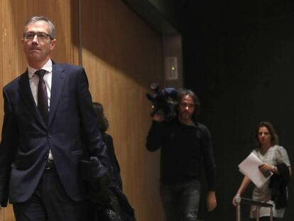 El gobernador del Banco de España, Pablo Hernández de Cos, en la Comisión de Presupuestos del Congreso.