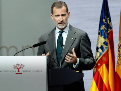 El Rey Felipe VI interviene durante la inauguración del XXI Congreso Nacional de la Empresa Familiar, en el Palacio de Congresos de Valencia, el 29 de octubre de 2018.