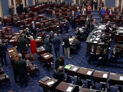 El Senado estadounidense en sesión. En vídeo, Senadores declarando a favor del tratado