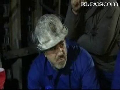 La grave crisis que sacude al sector minero en España ha provocado la protesta de cientos de trabajadores por toda la cuenca leonesa. Decenas de mineros se han encerrado en varios yacimientos, a más de 500 metros de profundidad porque ya no ven otra salida.