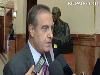 El ministro de Trabajo acusa a Esperanza Aguirre de aprovecharse "electoralmente" de esta situación
