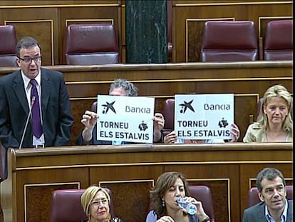 Rajoy promete que el dinero atrapado en las preferentes se reducirá un 75%