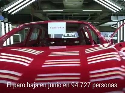 El desempleo baja en junio en 94.727 personas