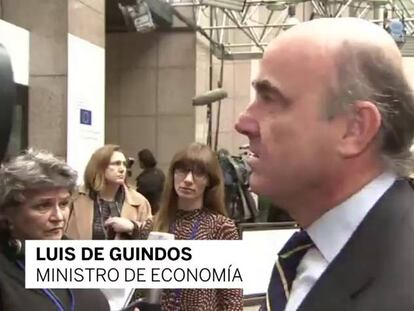 Guindos abre la puerta a medidas para completar la reforma laboral