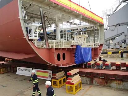 El astillero vuelve a latir en Cádiz