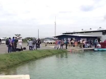 Lago de maniobras donde se preparan los pilotos para cruzar el Canal de Panamá.