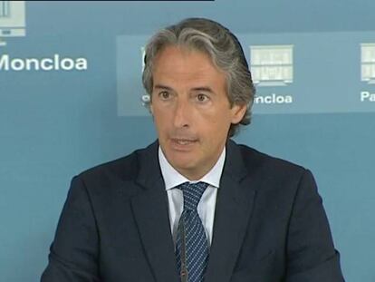 El ministro Íñigo de la Serna explica el arbitraje de El Prat