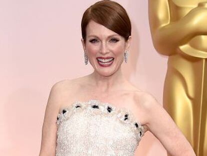 Julianne Moore vestida de Chanel alta costura.